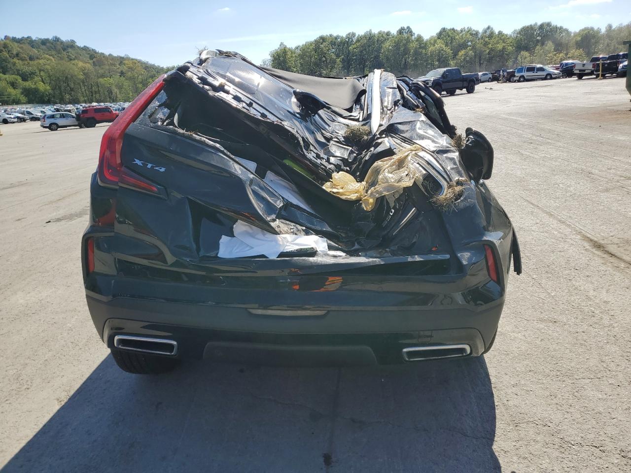 2024 Cadillac Xt4 Premium Luxury VIN: 1GYFZCR44RF116474 Lot: 85124315