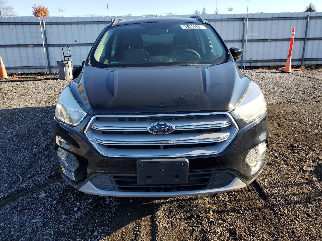 2018 Ford Escape Se VIN: 1FMCU9GD4JUB37138 Lot: 87100275