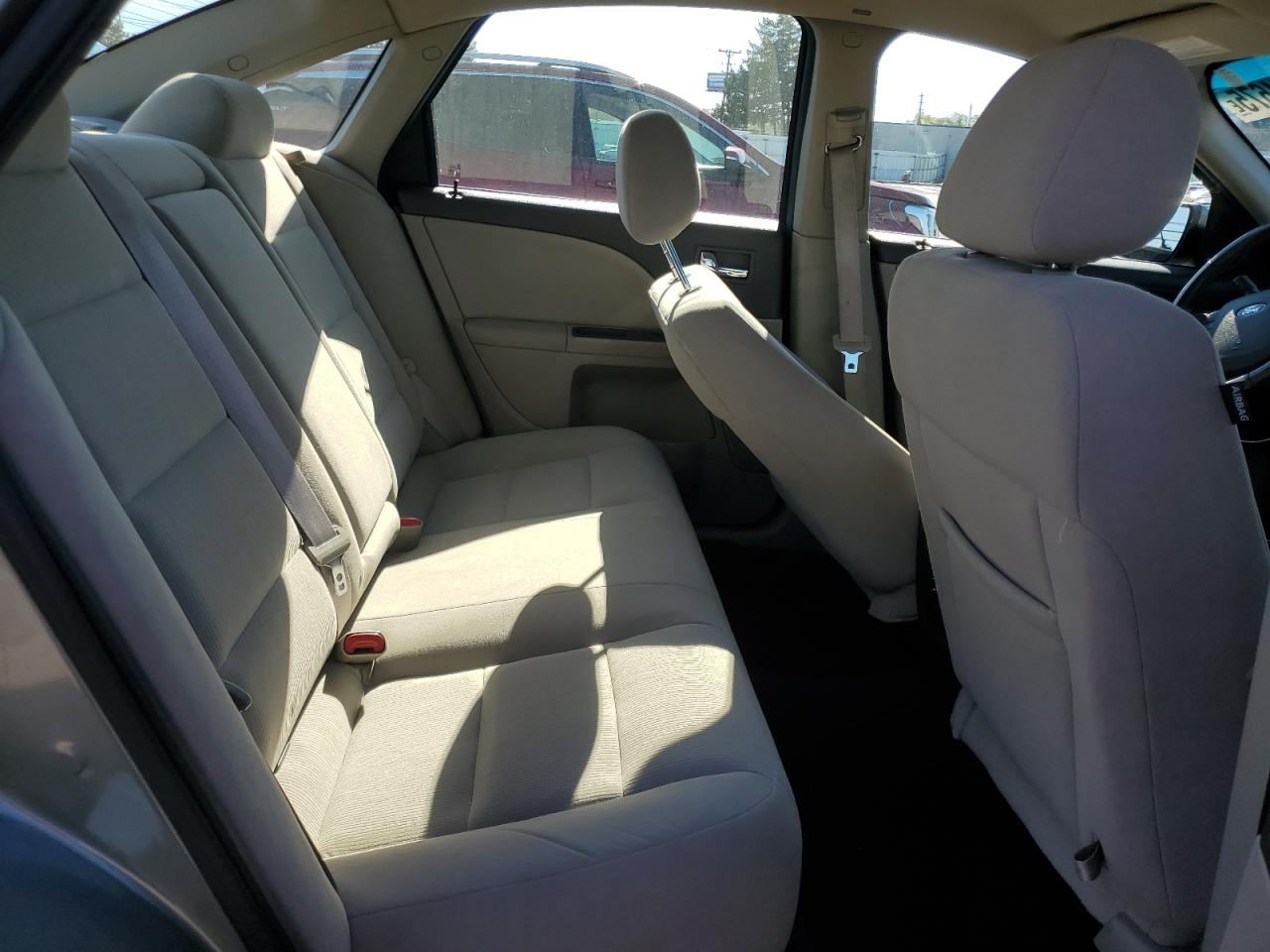 2008 Ford Taurus VIN: 1FAHP24W68G141138 Lot: 82574675