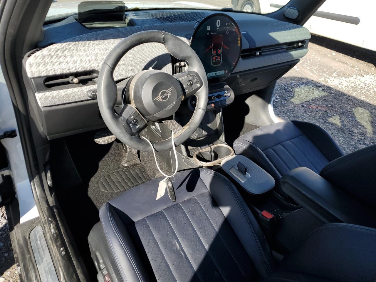 2025 Mini Cooper S VIN: WMW23GD06S2W15174 Lot: 85347835