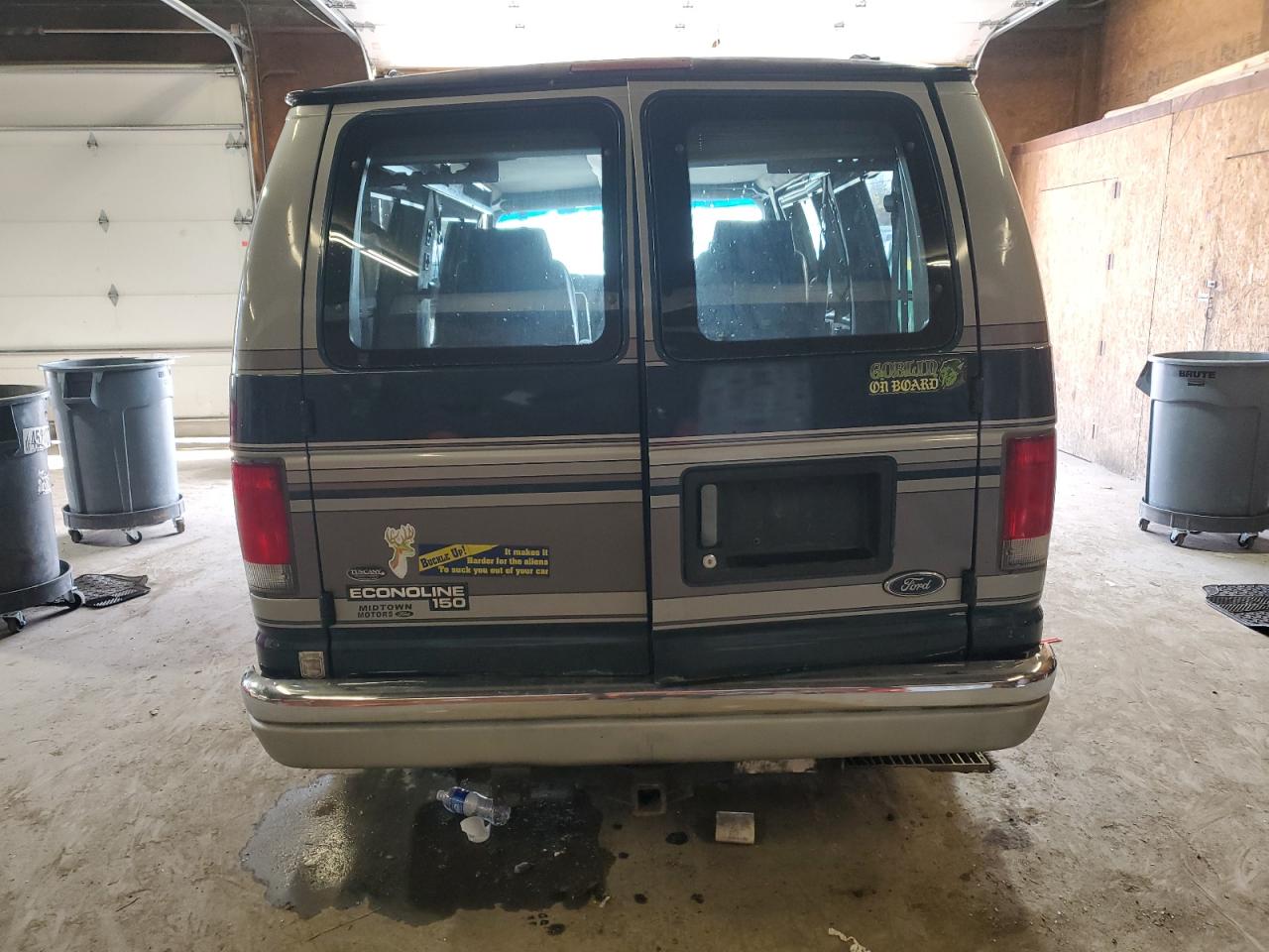 1998 Ford Econoline E150 Van VIN: 1FDRE1463WHA95088 Lot: 90454155