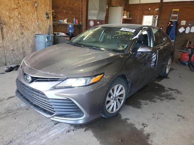 TOYOTA CAMRY LE 2021