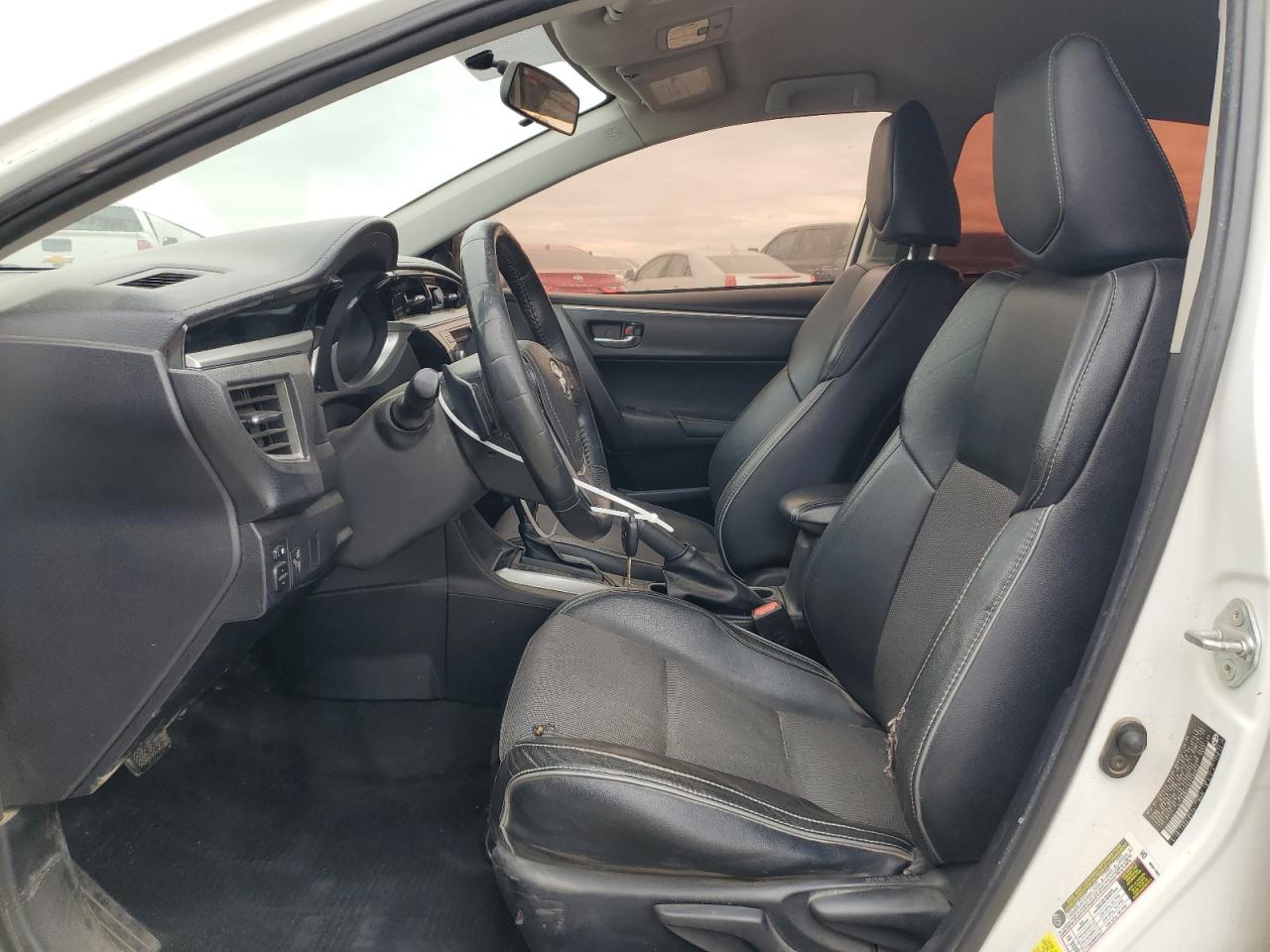 2015 Toyota Corolla L VIN: 5YFBURHE0FP290675 Lot: 86466015