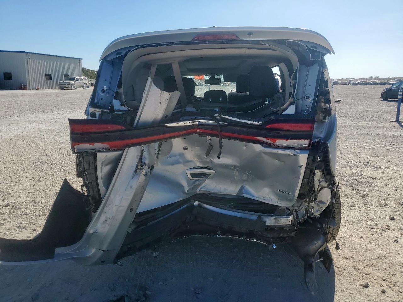 2023 Chrysler Pacifica Touring L VIN: 2C4RC3BG1PR565917 Lot: 86597545