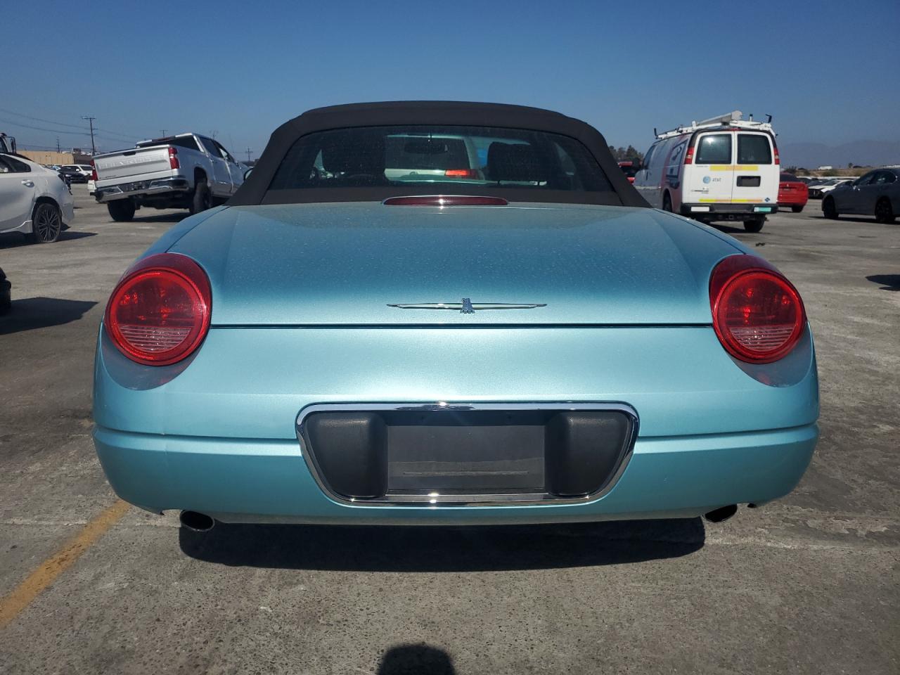 2002 Ford Thunderbird VIN: 1FAHP60A52Y127184 Lot: 84473525