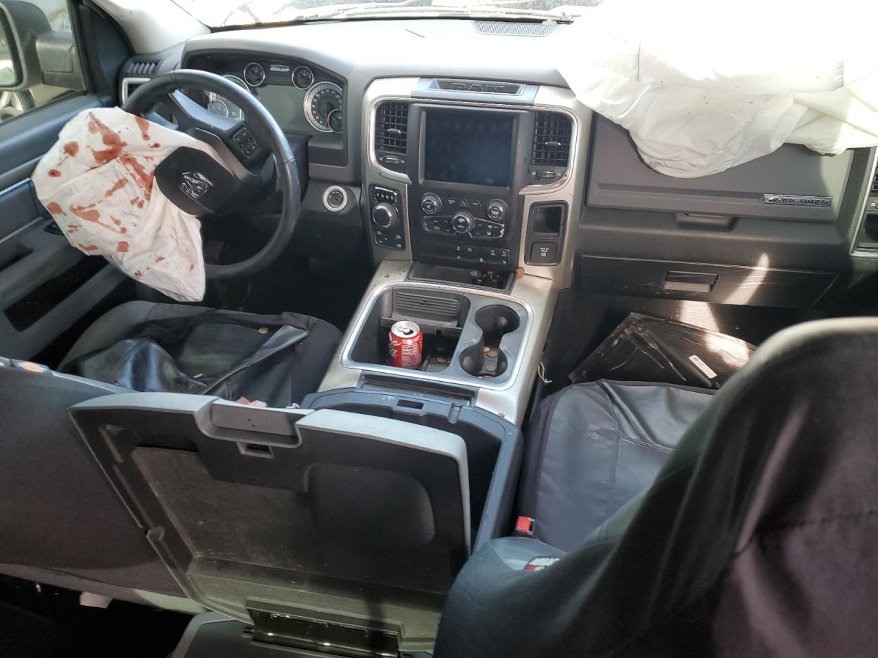 2018 Ram 1500 Slt VIN: 1C6RR7LT1JS329475 Lot: 89849375