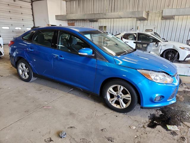 Sedans FORD FOCUS 2014 Granatowy
