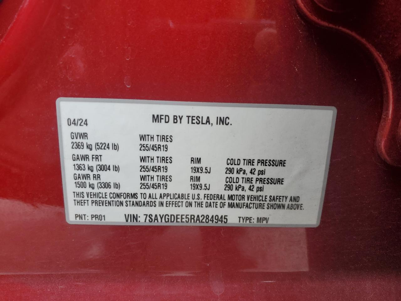 2024 Tesla Model Y VIN: 7SAYGDEE5RA284945 Lot: 82324895