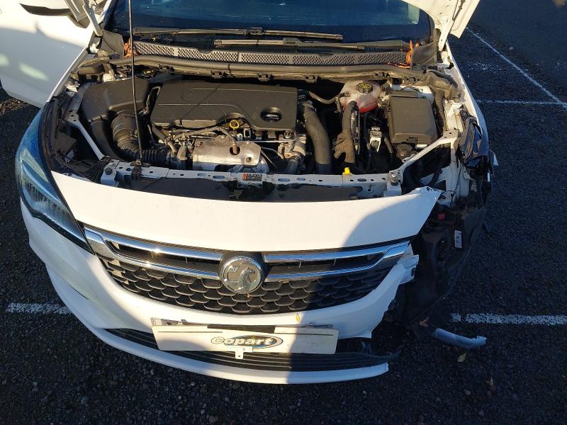 2018 VAUXHALL ASTRA 1.6 CDTI 16V 136 SRI NAV 5DR AUTO