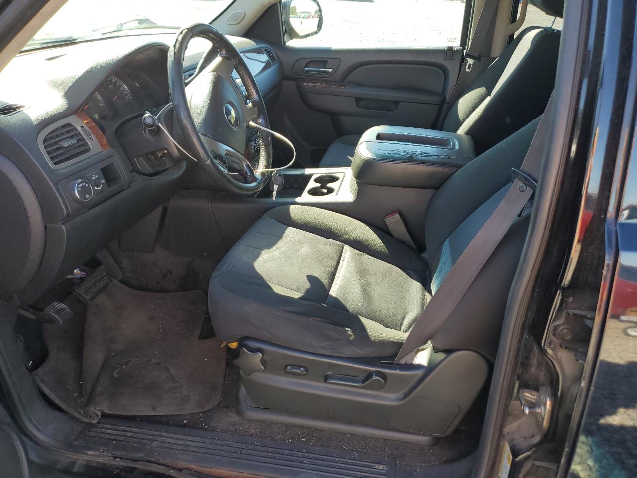 2011 Chevrolet Tahoe C1500 Ls VIN: 1GNSCAE04BR238552 Lot: 85933925