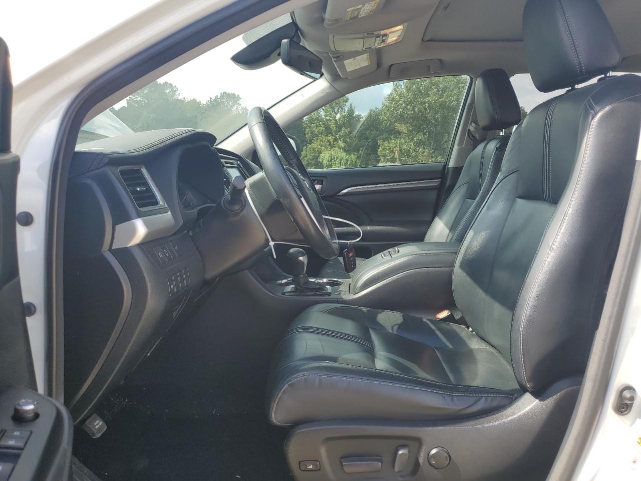 2018 Toyota Highlander Se VIN: 5TDKZRFH8JS547886 Lot: 82223535