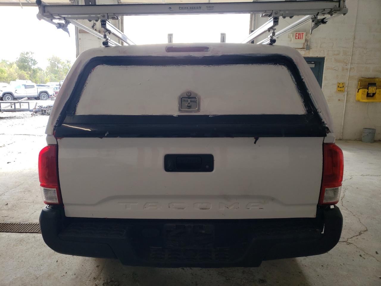 2017 Toyota Tacoma Access Cab VIN: 5TFRX5GN4HX077149 Lot: 84484165