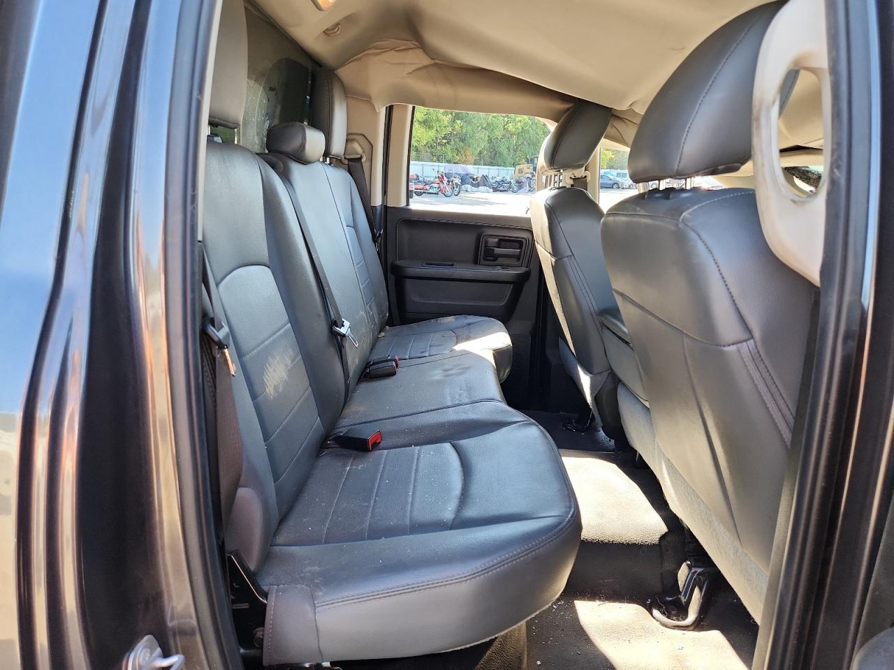 2019 Ram 1500 Classic Tradesman VIN: 1C6RR6FT5KS585609 Lot: 86541865