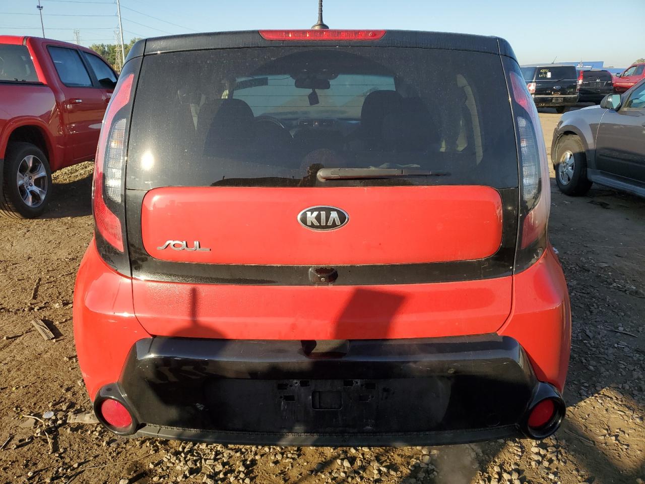 2016 Kia Soul + VIN: KNDJP3A52G7388622 Lot: 82221795