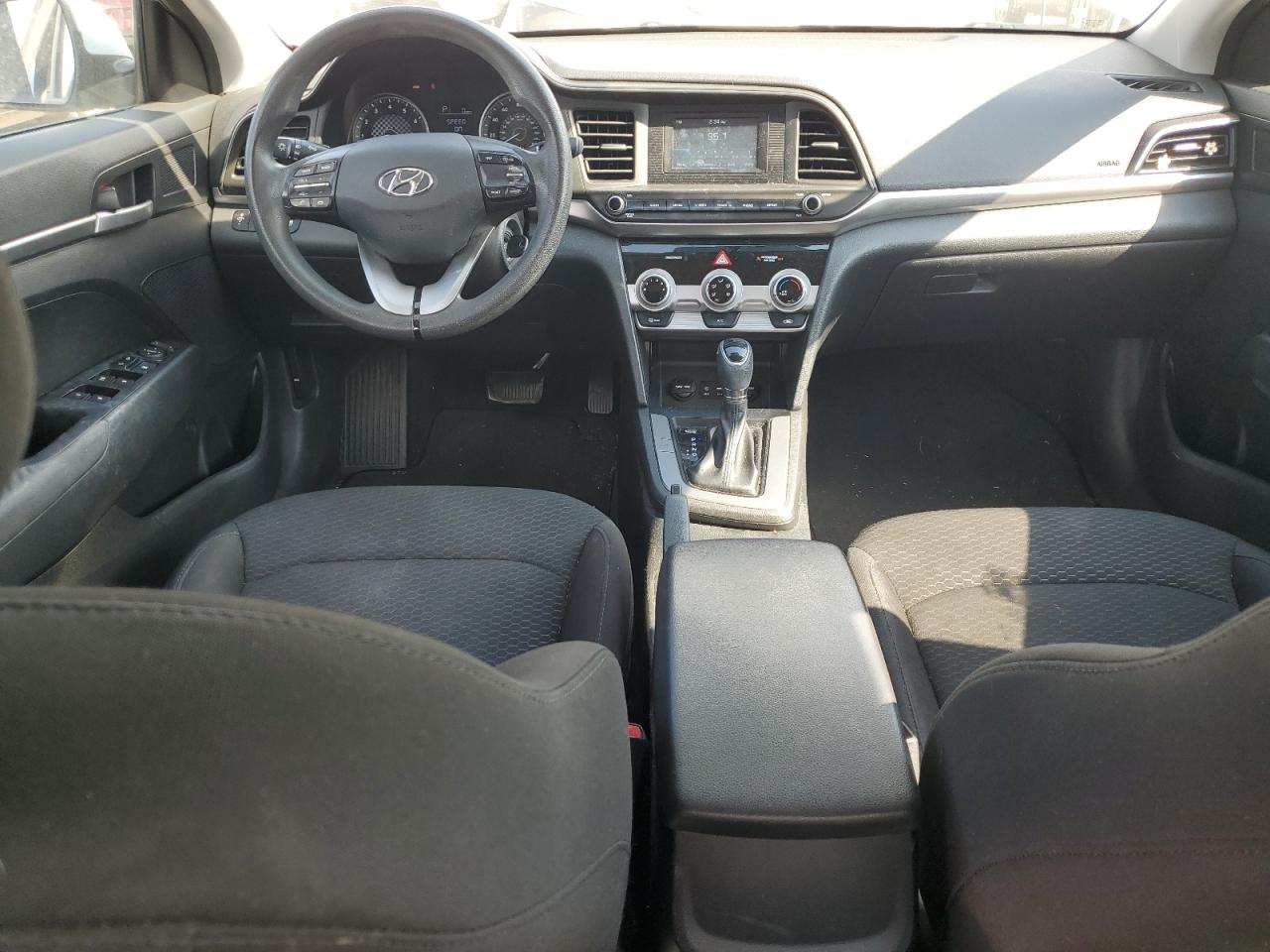 2019 Hyundai Elantra Se VIN: 5NPD74LF7KH410207 Lot: 82374625