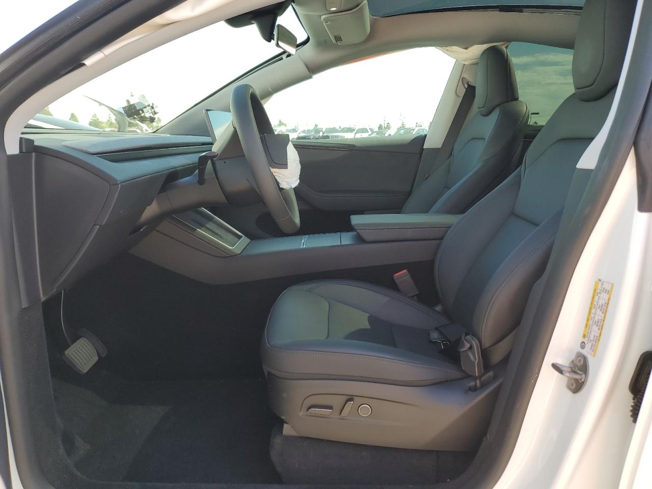 2026 Tesla Model Y VIN: 7SAYGDEE6TF346587 Lot: 89501705