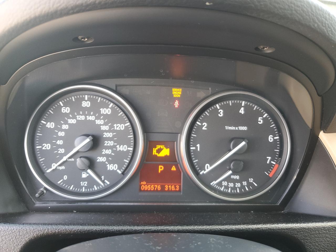 2015 BMW X1 Sdrive28I VIN: WBAVM1C50FV317812 Lot: 84886695