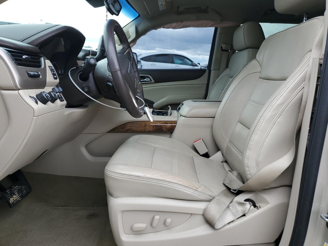 2015 GMC Yukon Xl Denali VIN: 1GKS2JKJ4FR654345 Lot: 90924525