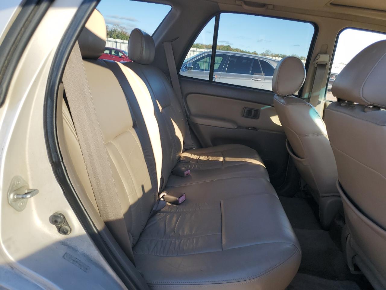 1998 Toyota 4Runner Limited VIN: JT3HN87R8W0174533 Lot: 86237375