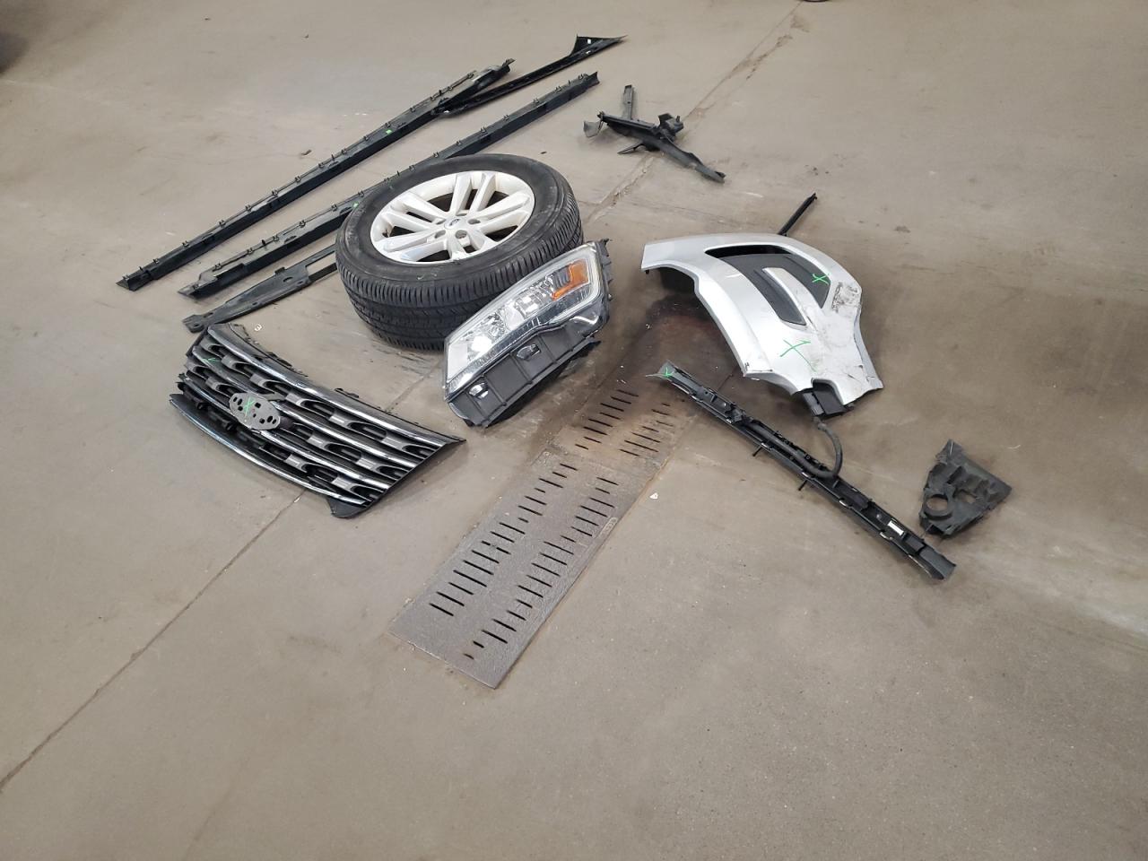 2017 Ford Explorer VIN: 1FM5K8BH6HGA33813 Lot: 85733425