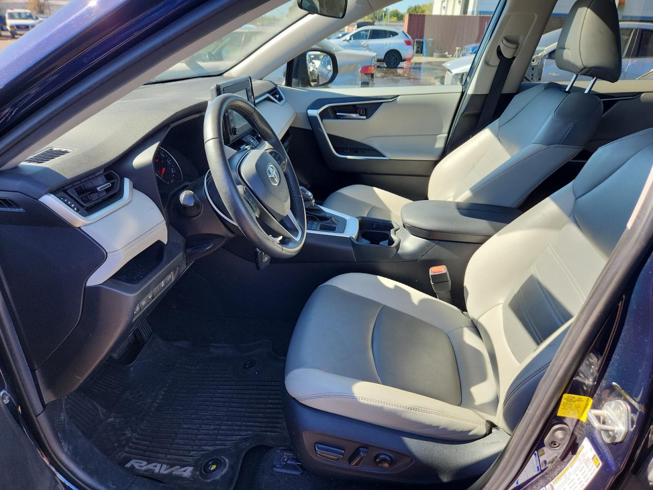 2019 Toyota Rav4 Xle Premium VIN: 2T3A1RFV3KW056201 Lot: 85332185