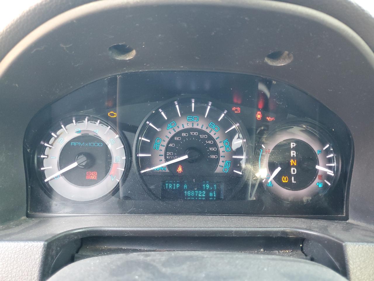 2010 Mercury Milan VIN: 3MEHM0HAXAR662575 Lot: 82715995