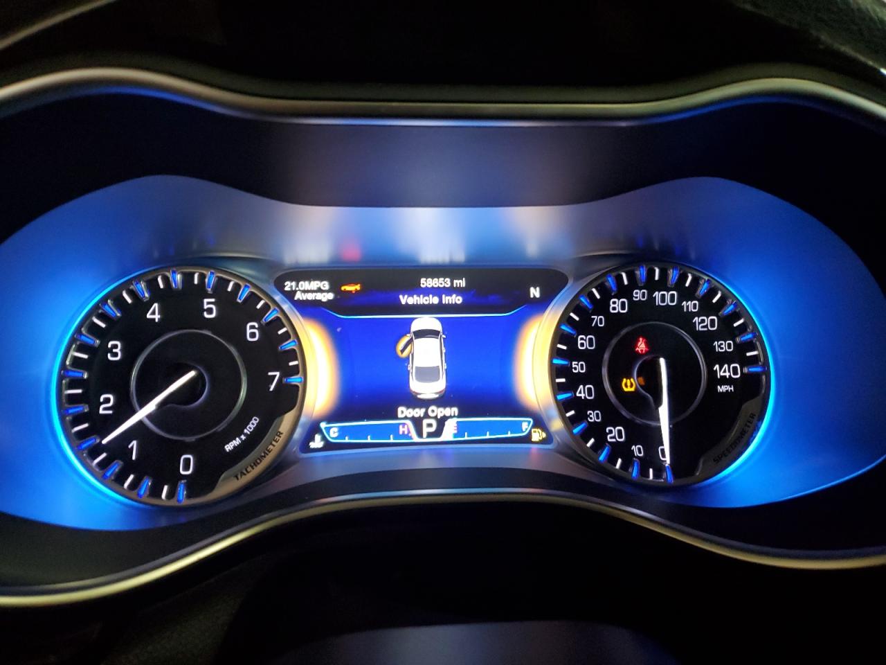 2015 Chrysler 200 C VIN: 1C3CCCCG8FN520185 Lot: 84905455