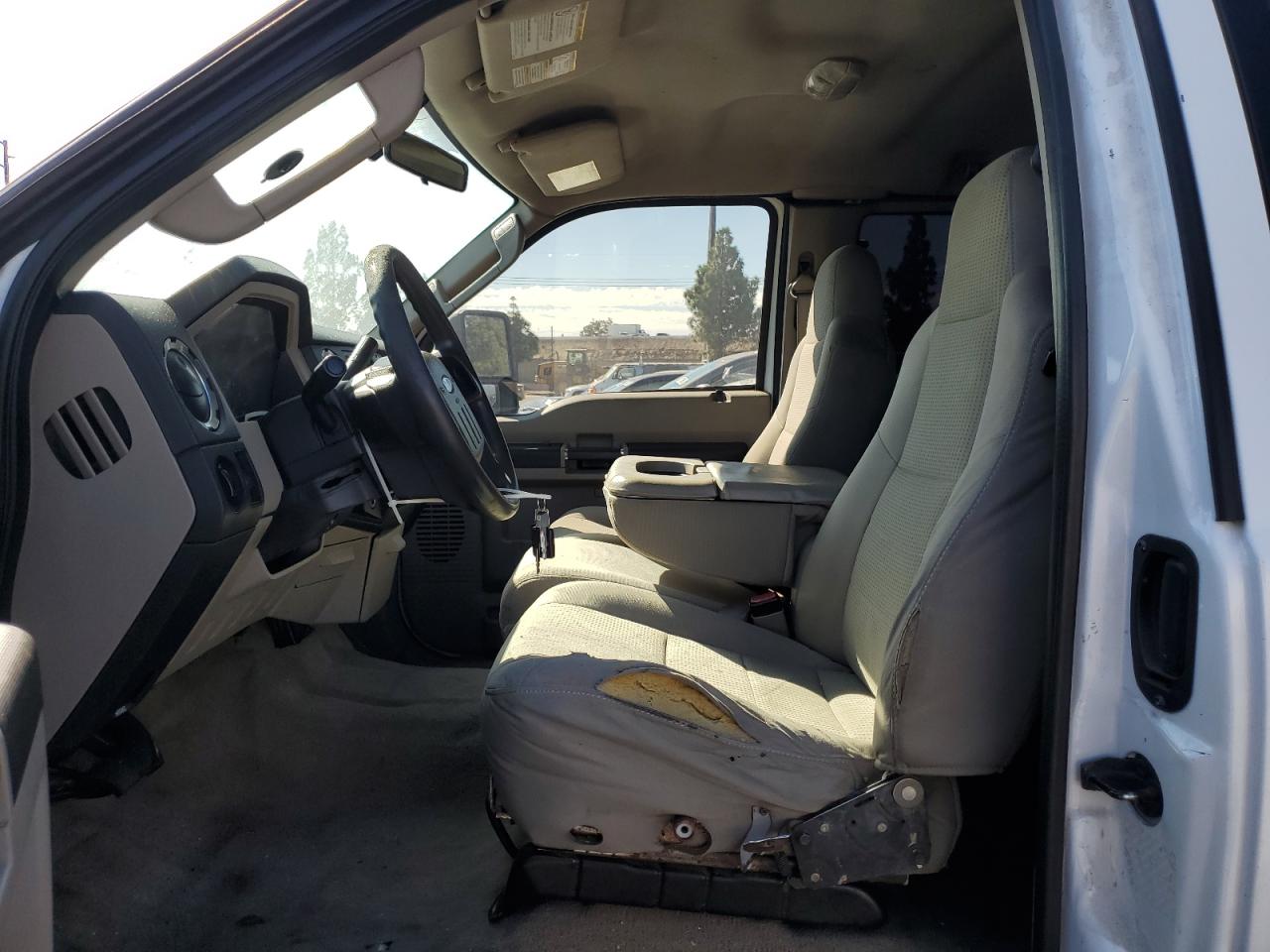 2008 Ford F250 Super Duty VIN: 1FTSX20538EB18327 Lot: 85194085