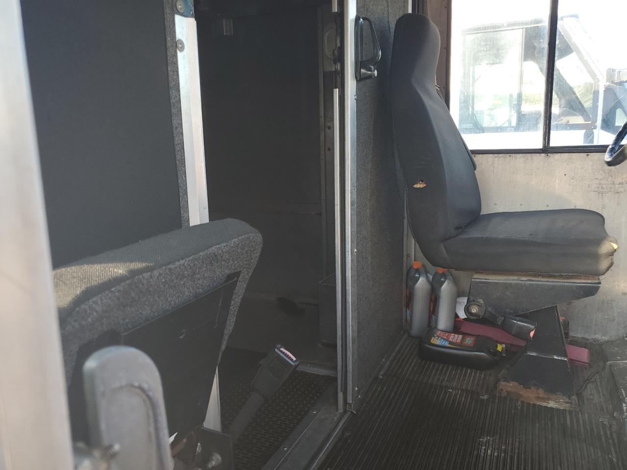 2003 Ford Econoline E350 Super Duty Stripped Chassis VIN: 1FCKE39L33HB58248 Lot: 87300865