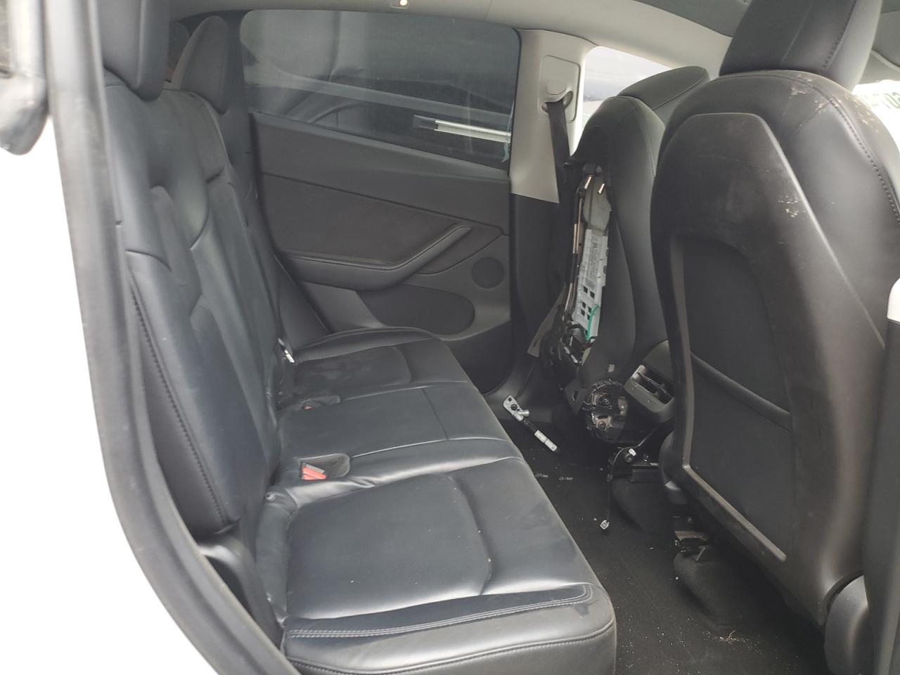 2020 Tesla Model Y VIN: 5YJYGDEE1LF034996 Lot: 86074085