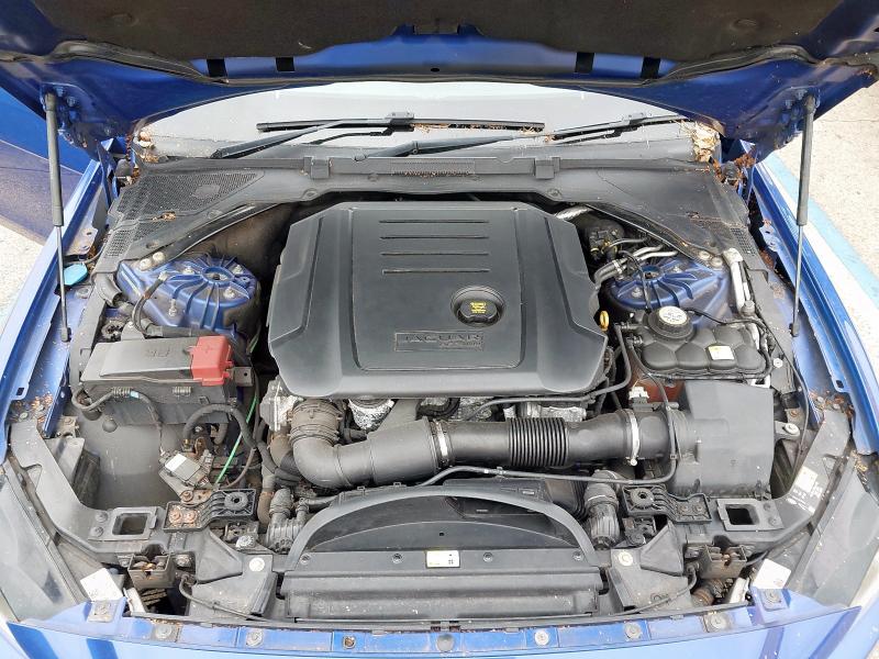 2019 JAGUAR XE R-SPORT D AUTO 