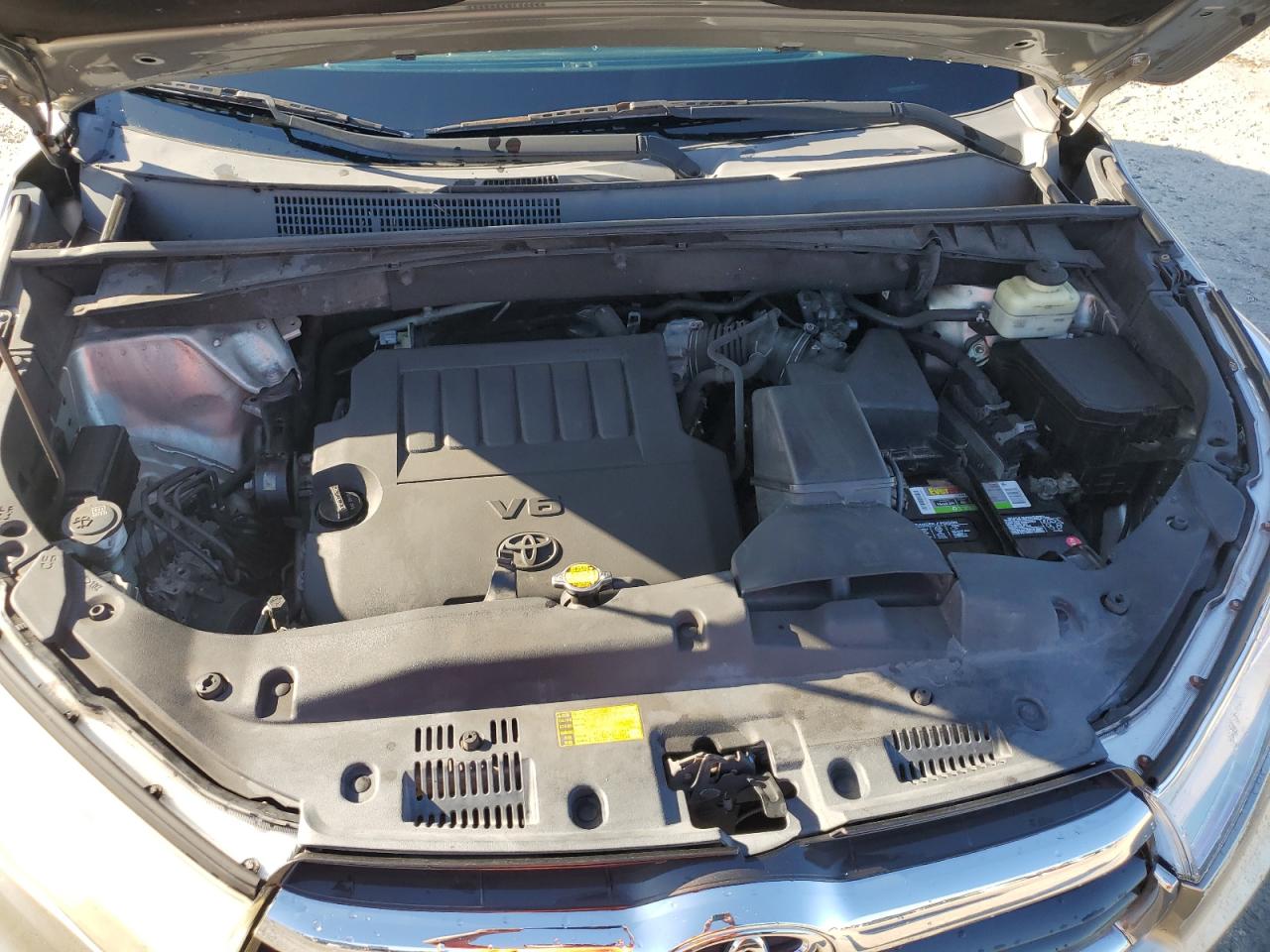 2015 Toyota Highlander Le VIN: 5TDZKRFH4FS072361 Lot: 82431065