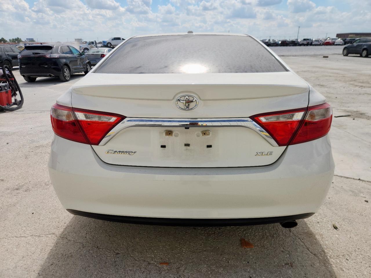 2015 Toyota Camry Le VIN: 4T1BF1FK5FU104549 Lot: 85780905