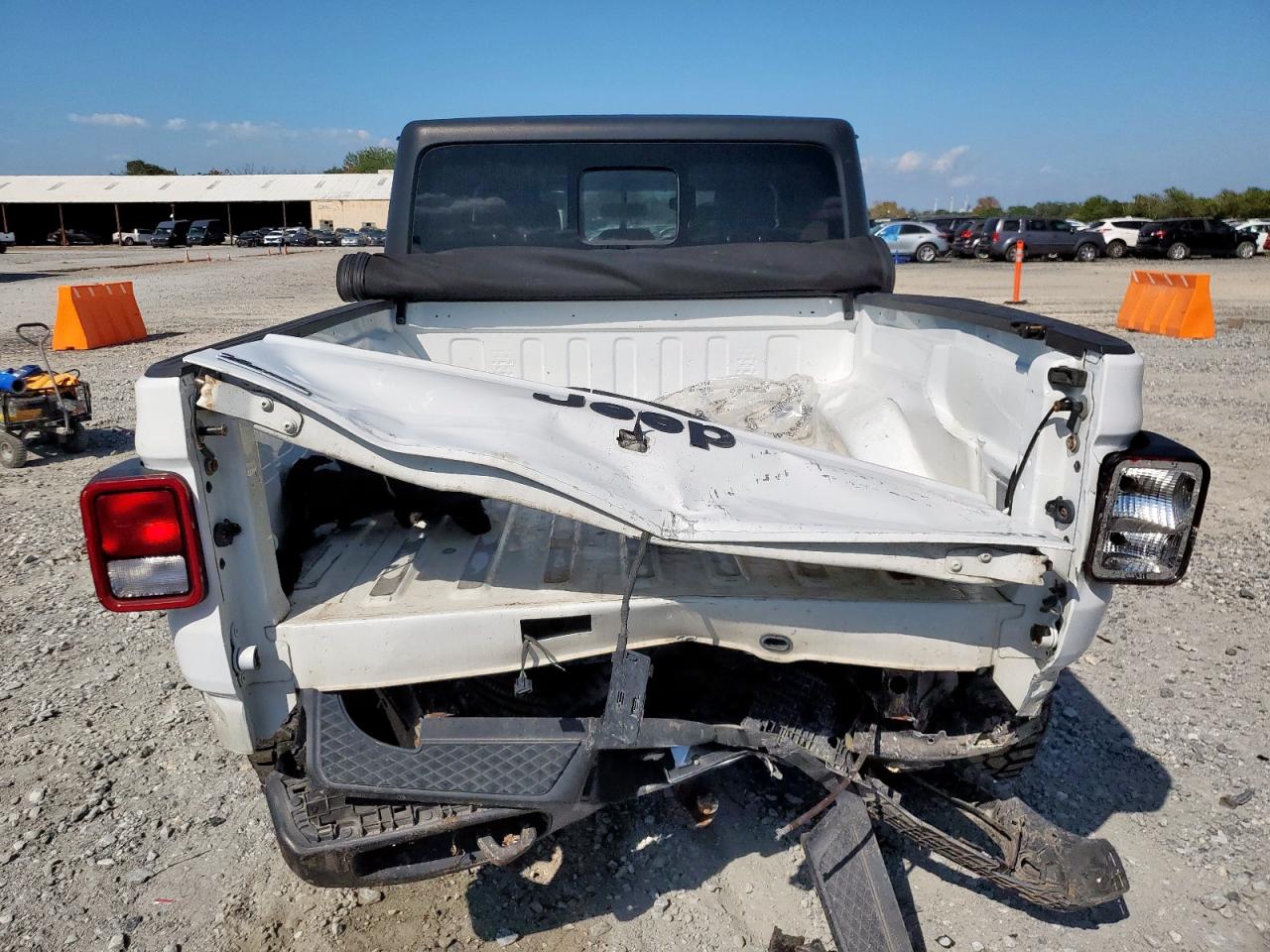 2020 Jeep Gladiator Sport VIN: 1C6HJTAG7LL124239 Lot: 90625215