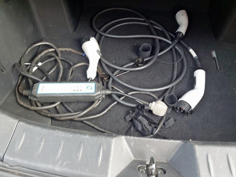 2014 NISSAN LEAF ACENTA 