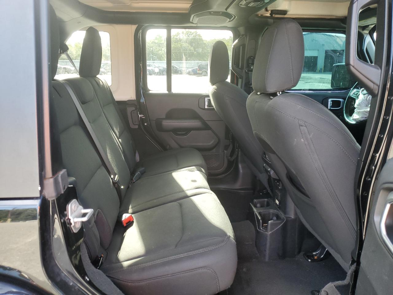 2020 Jeep Wrangler Unlimited Sahara VIN: 1C4HJXENXLW213469 Lot: 85167965