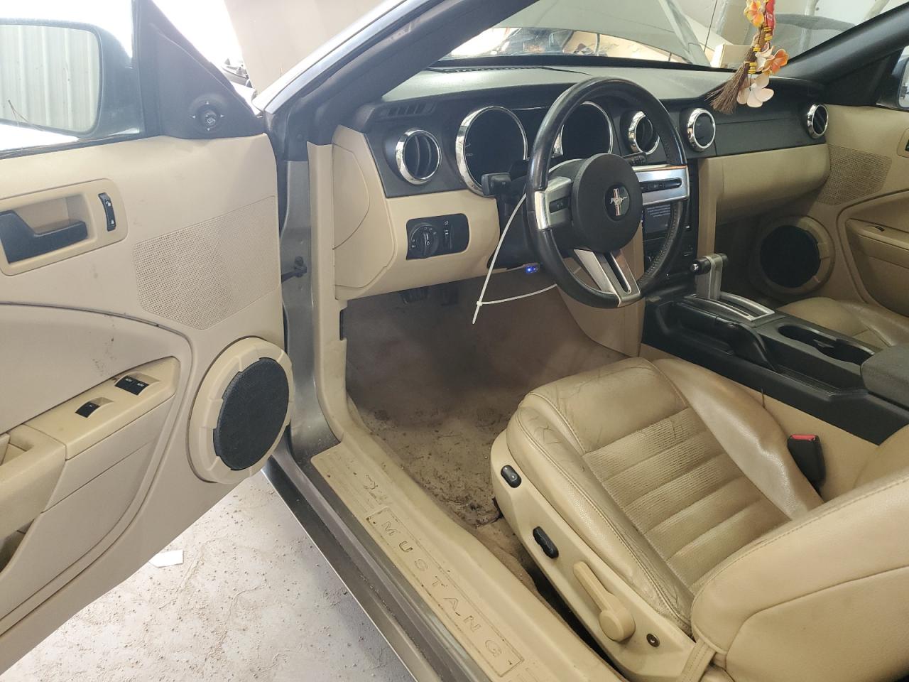 2005 Ford Mustang Gt VIN: 1ZVFT85H655257671 Lot: 82188385