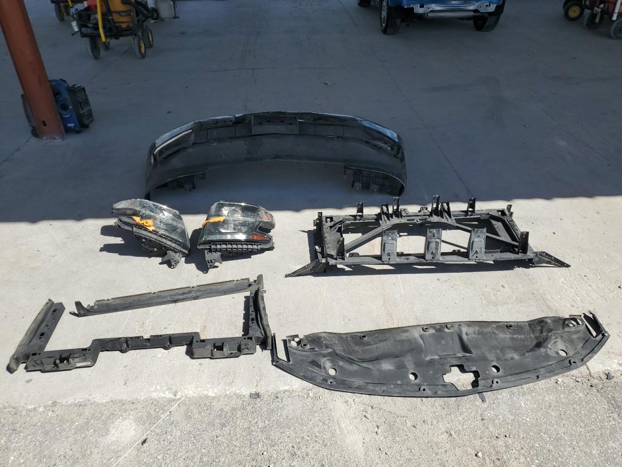 2015 Chevrolet Tahoe K1500 Ltz VIN: 1GNSKCKC3FR216657 Lot: 85706835