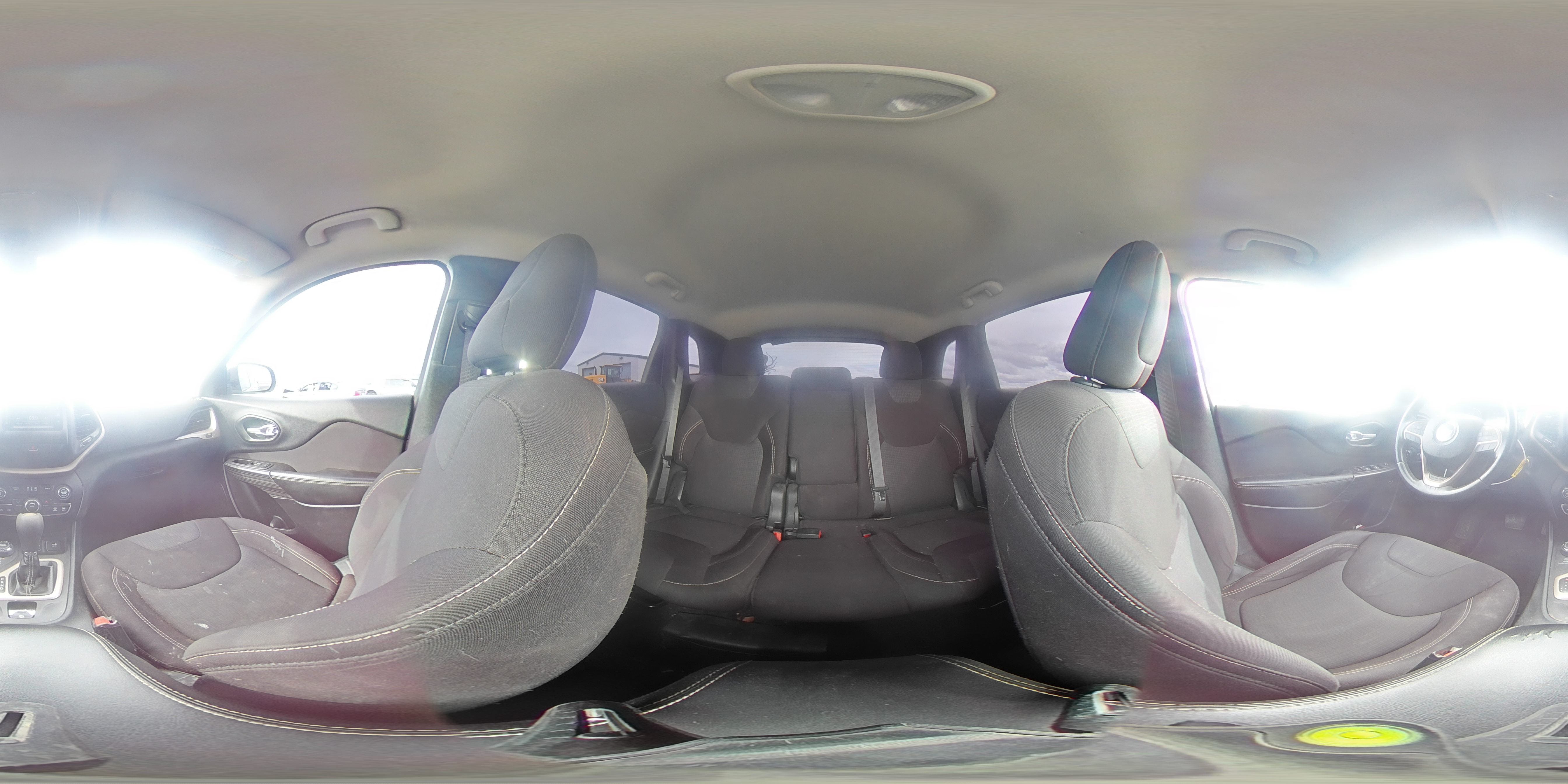 2015 Jeep Cherokee Latitude VIN: 1C4PJMCS4FW565549 Lot: 81746425