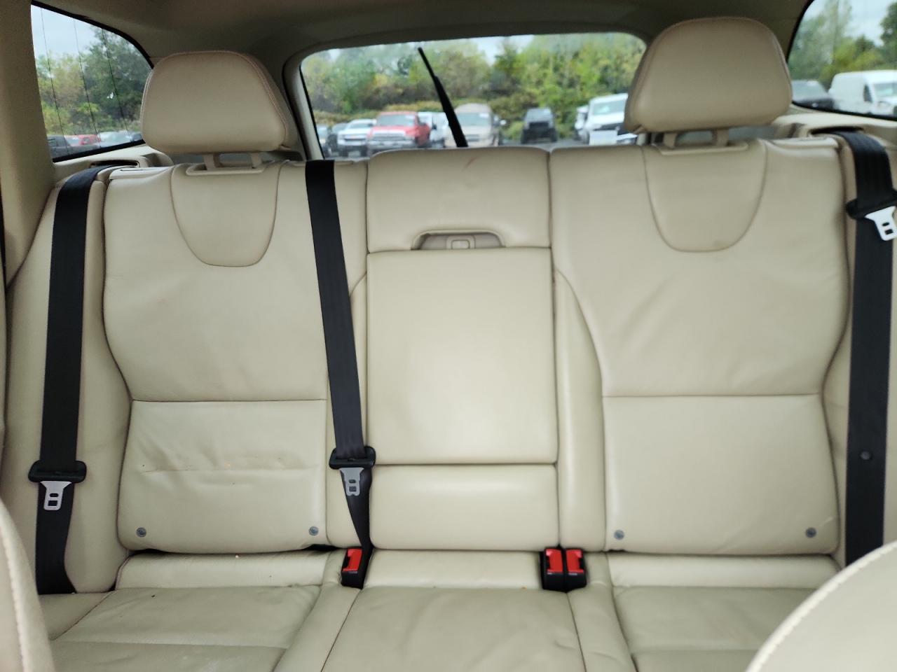 2011 Volvo Xc60 3.2 VIN: YV4940DZ5B2154289 Lot: 82148255