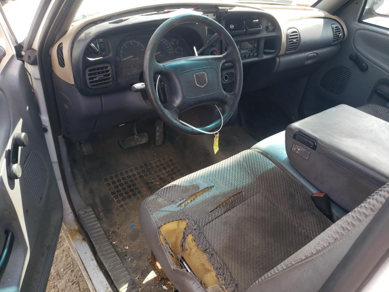 2001 Dodge Ram 1500 VIN: 1B7HC16X71S129105 Lot: 82381695