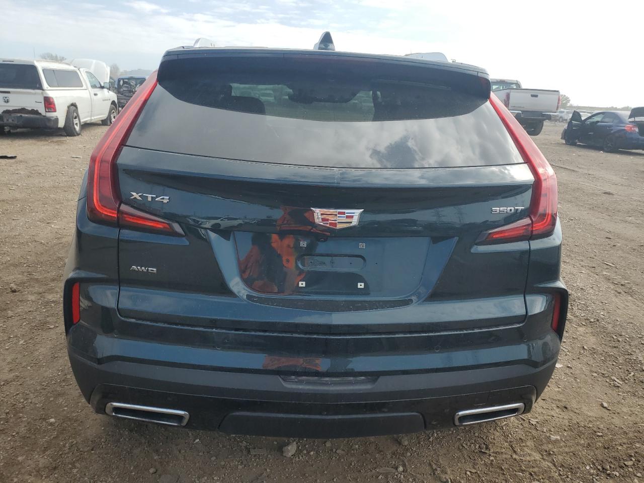2024 Cadillac Xt4 Premium Luxury VIN: 1GYFZDR44RF190516 Lot: 86704425