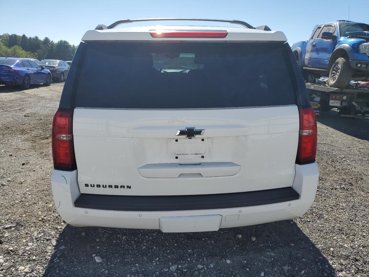 2018 Chevrolet Suburban K1500 Lt VIN: 1GNSKHKC3JR282499 Lot: 82163735