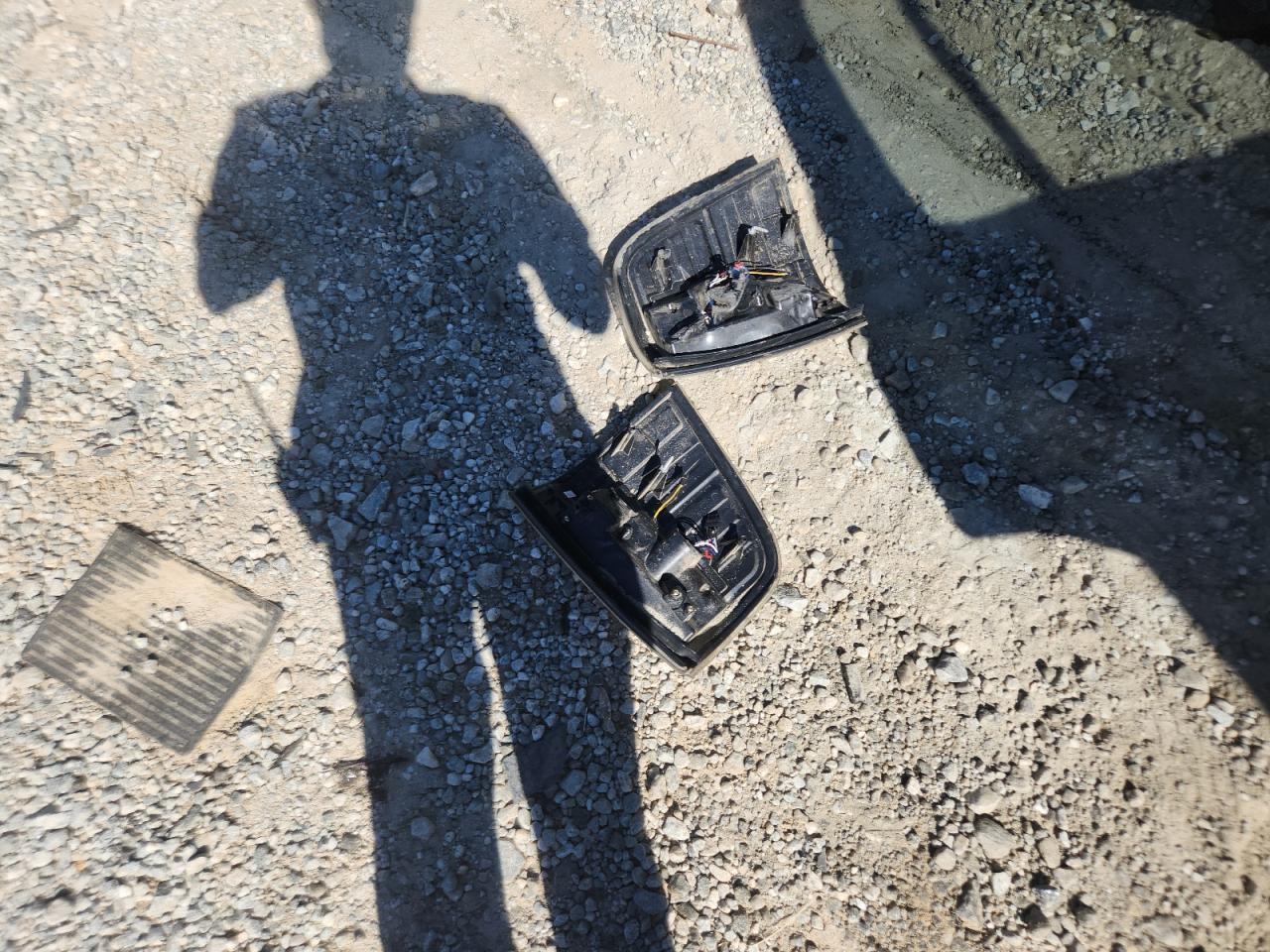 2005 Ford Explorer Xlt VIN: 1FMZU73K25UB32898 Lot: 86283765