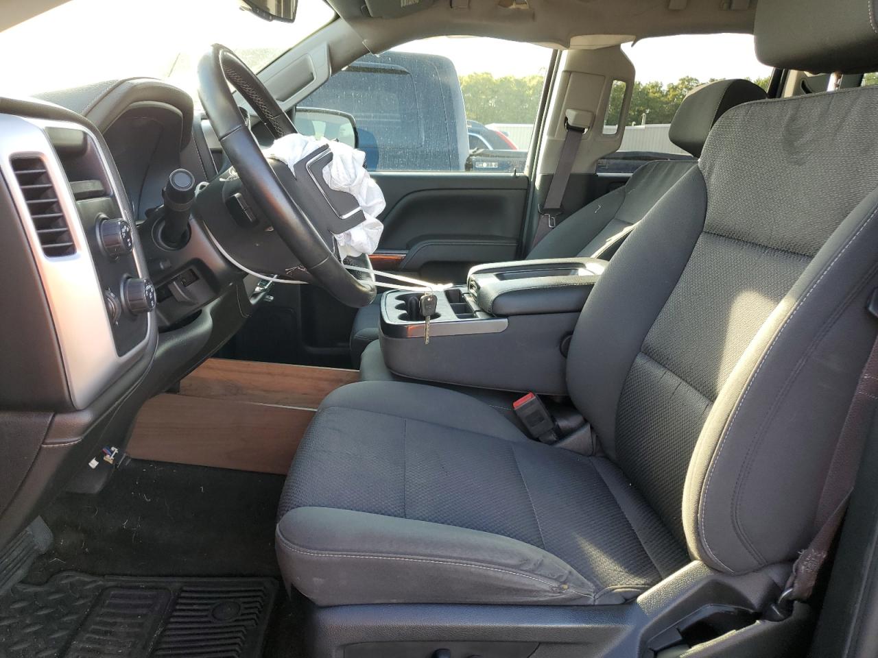 2017 GMC Sierra K1500 Sle VIN: 1GTV2MEC5HZ402341 Lot: 82067695