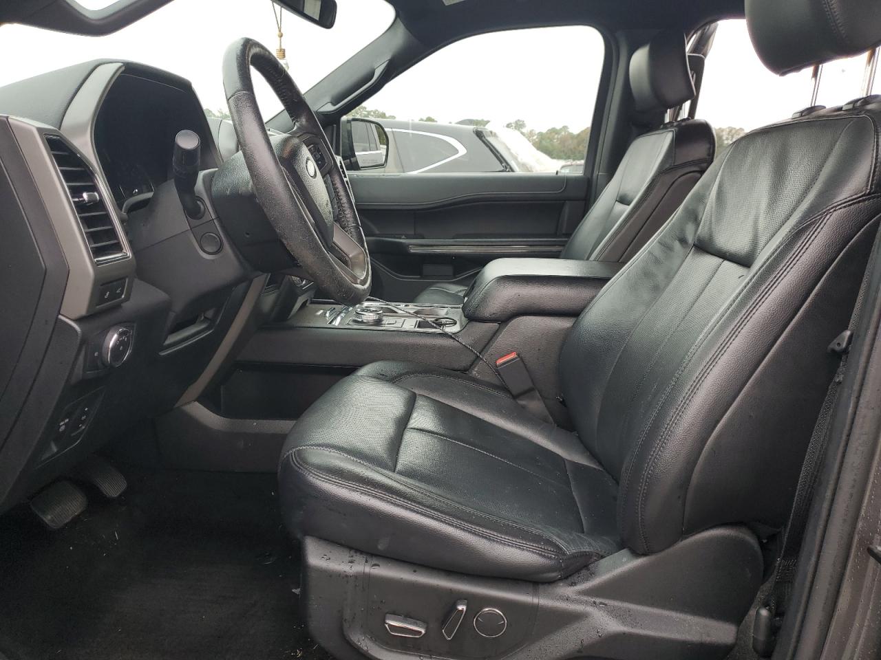 2018 Ford Expedition Xlt VIN: 1FMJU1HT1JEA00800 Lot: 90691325