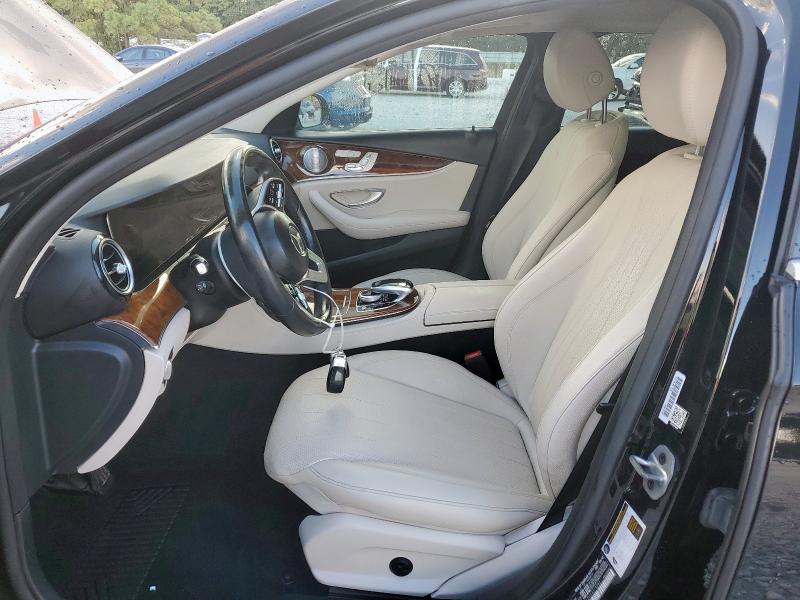  MERCEDES-BENZ E-CLASS 2019 Черный