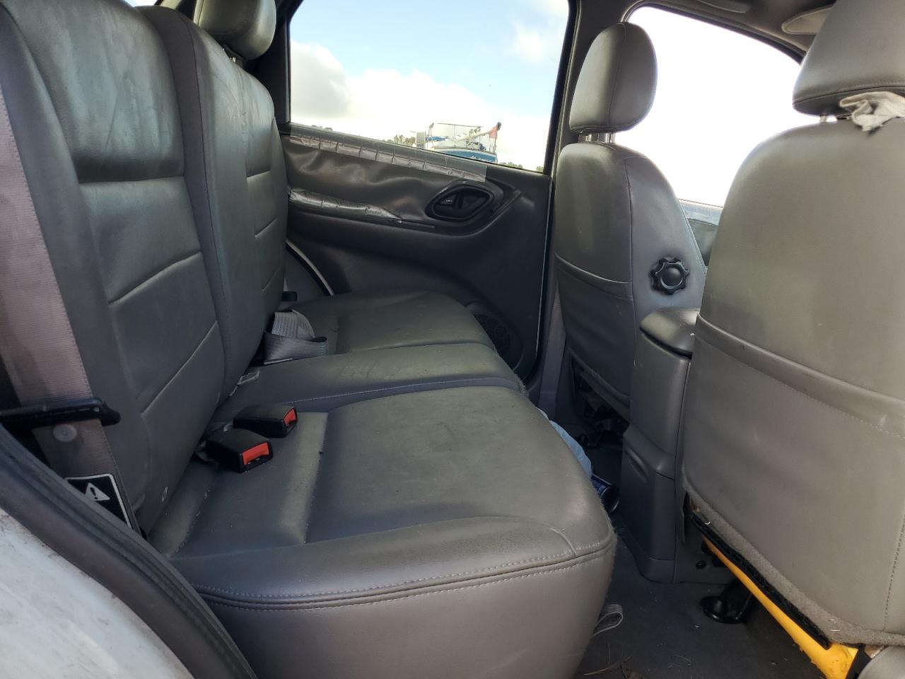 2002 Ford Escape Xlt VIN: 1FMYU04112KD14642 Lot: 90708395