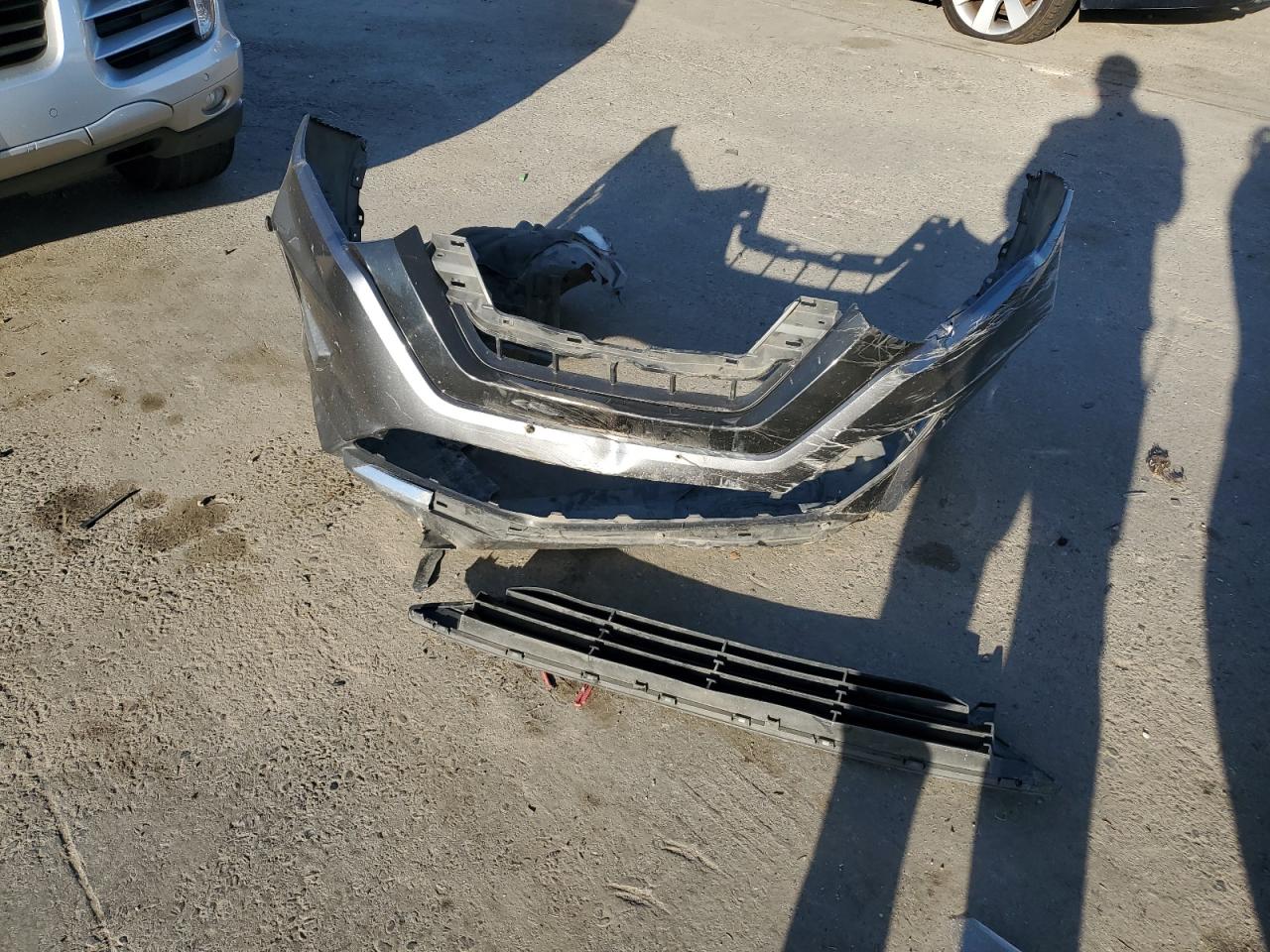 2019 Nissan Rogue S VIN: JN8AT2MT0KW268319 Lot: 85267865