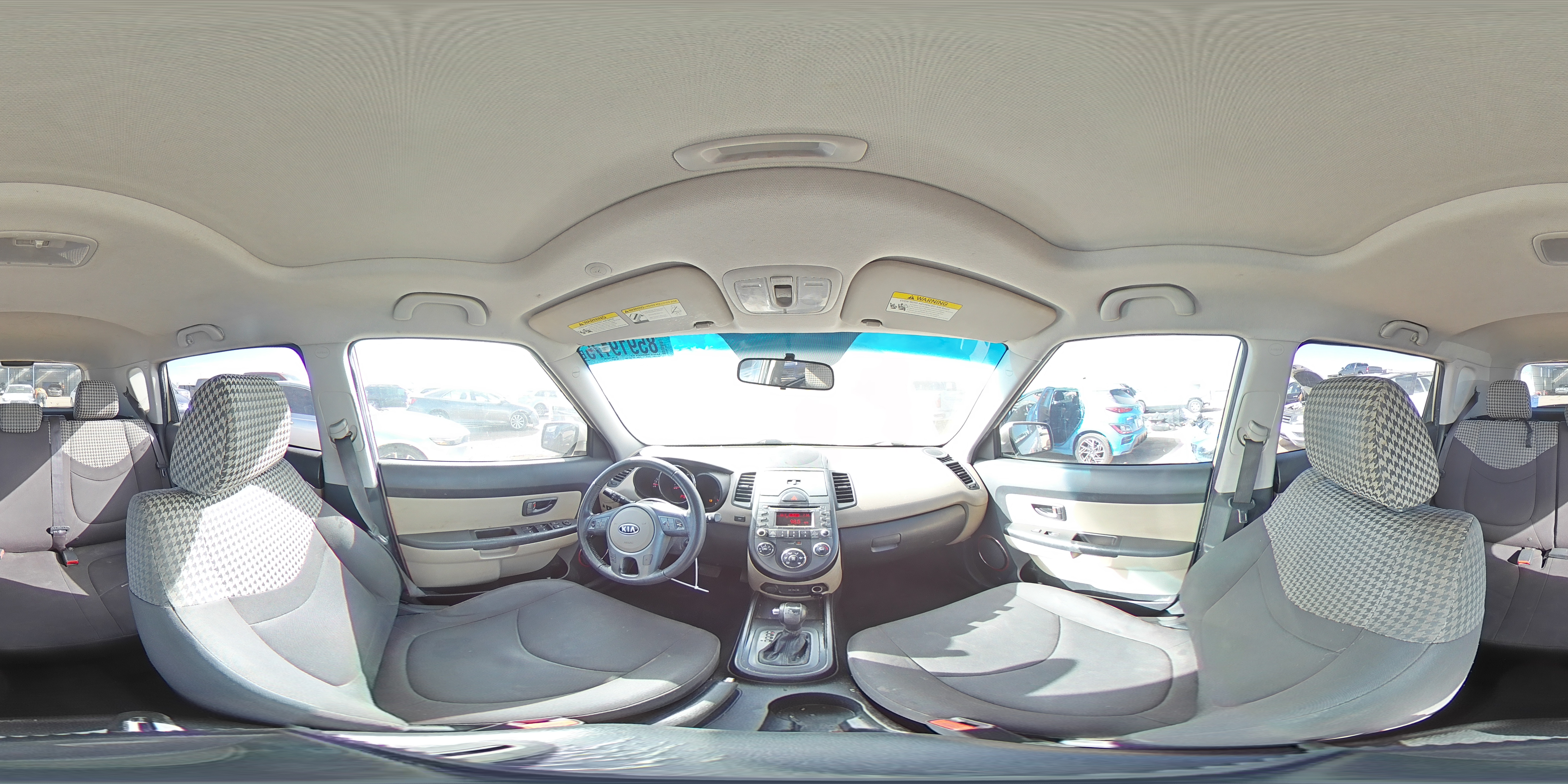 2011 Kia Soul + VIN: KNDJT2A27B7724575 Lot: 85919175